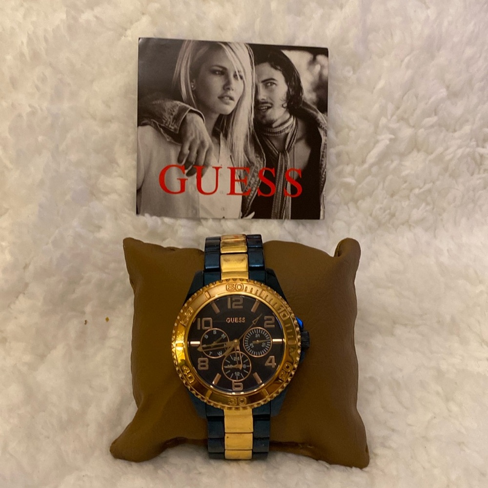 Guess Watch